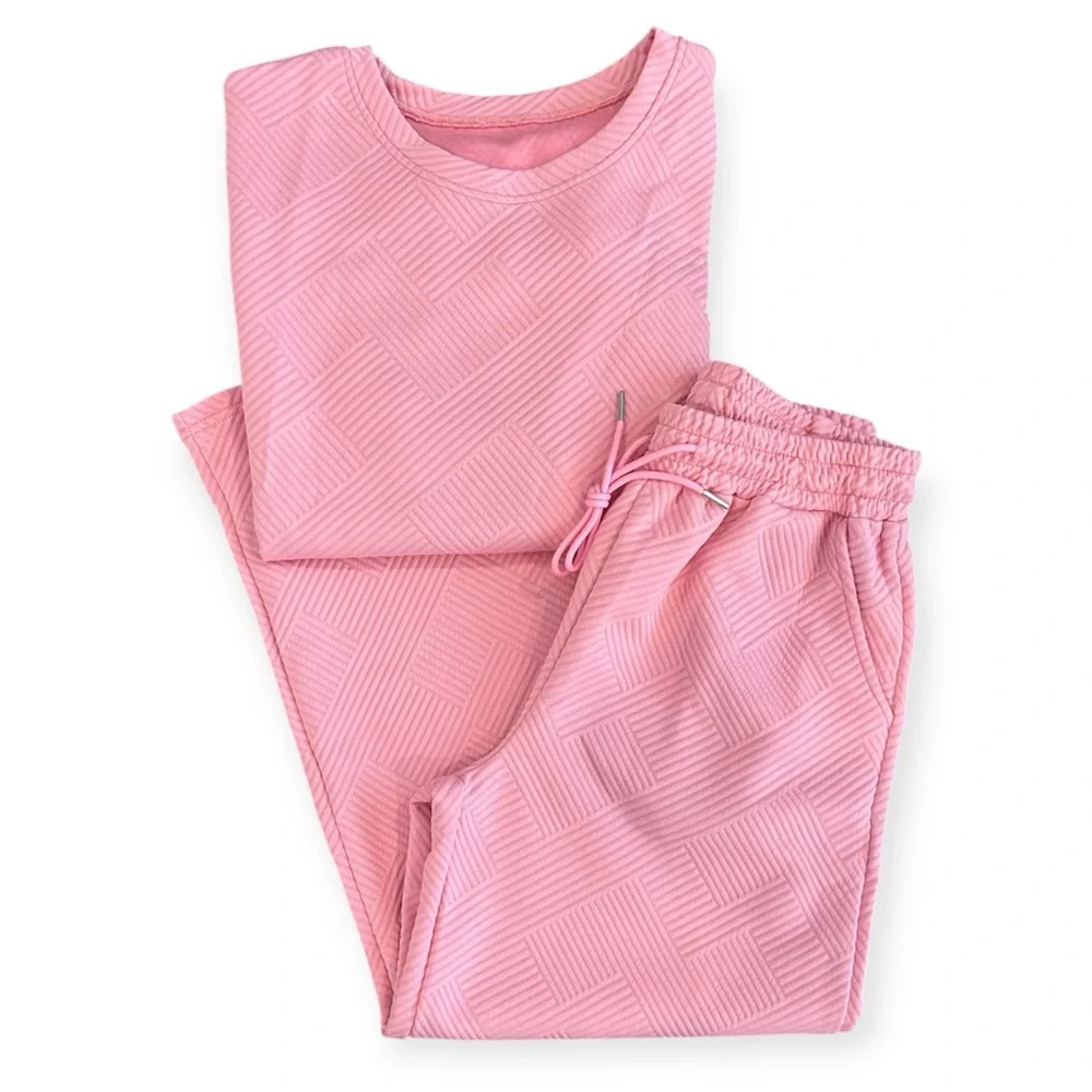 Patterned Cropped Pant & Top Set NWT - Picture 4 of 13